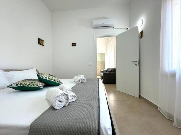 Casa Ferrante Hotel Cinisi Buitenkant foto